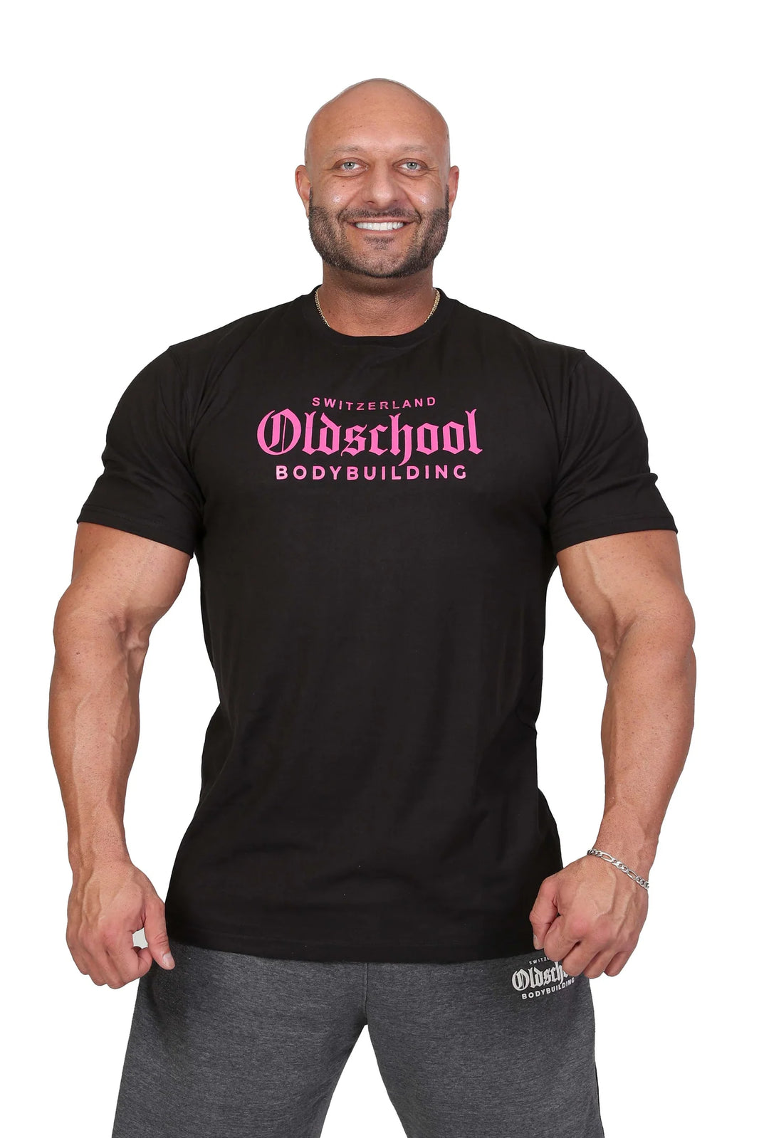 Oldschool Bodybuilding Switzerland Chinon Fitted Tee - Schwarz/Pink
