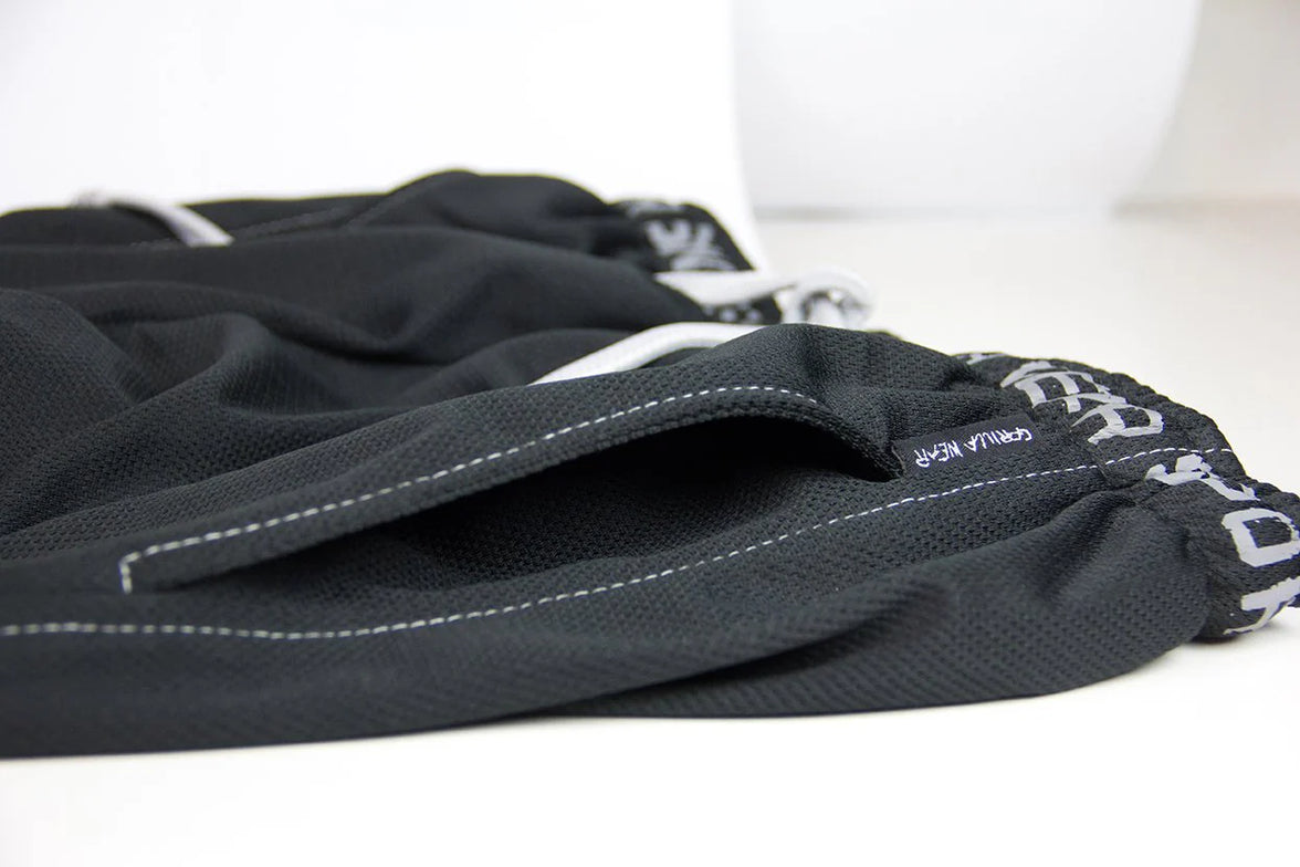 Gorilla Wear Logo Mesh Pants - Schwarz