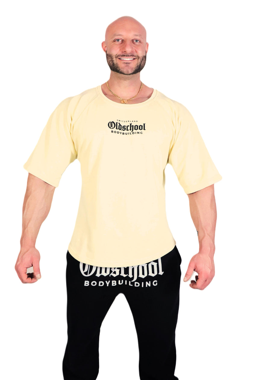 Oldschool Bodybuilding Switzerland Classic Oversized Shirt - Vanille