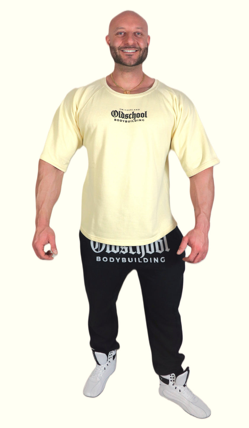 Oldschool Bodybuilding Switzerland Classic Oversized Shirt - Vanille