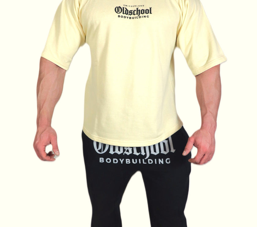 Oldschool Bodybuilding Switzerland Classic Oversized Shirt - Vanille