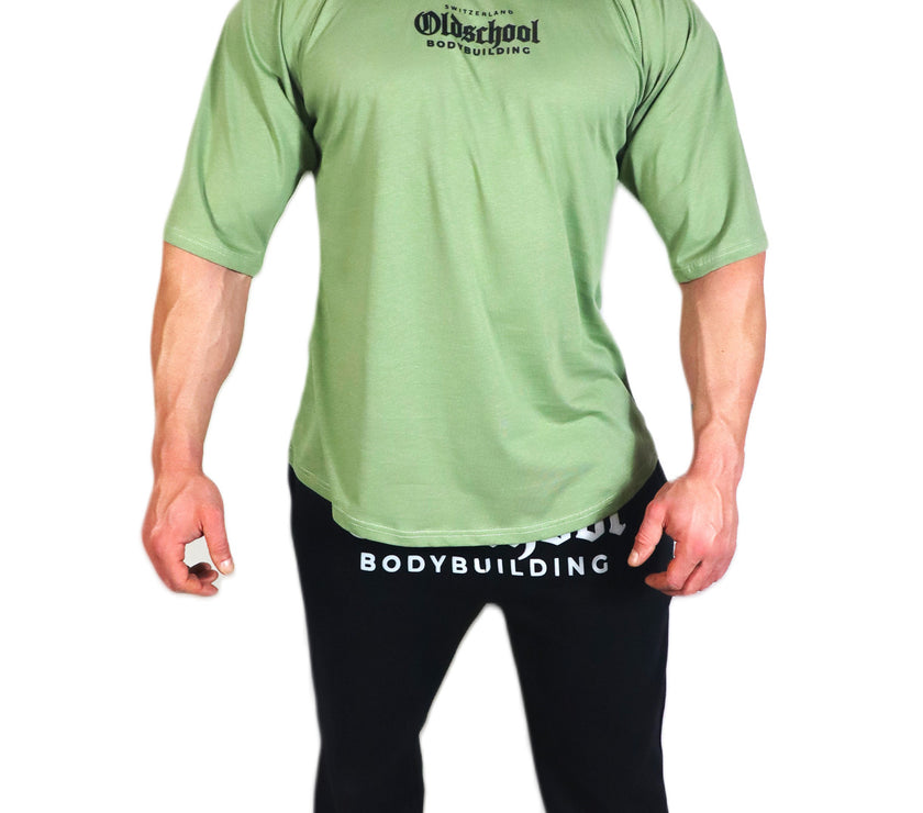 Oldschool Bodybuilding Switzerland Not for P***y Boys Oversized Shirt - Grün/Schwarz