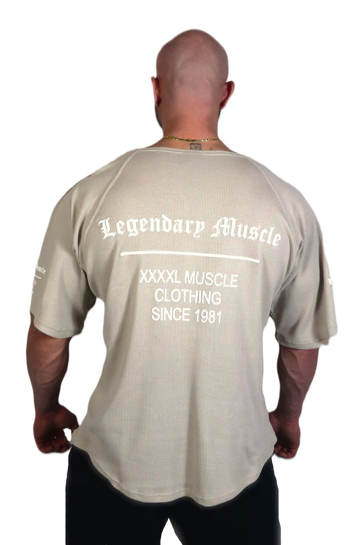 Oldschool Bodybuilding Switzerland Legendary Muscle Oversized Shirt - Beige/Weiss