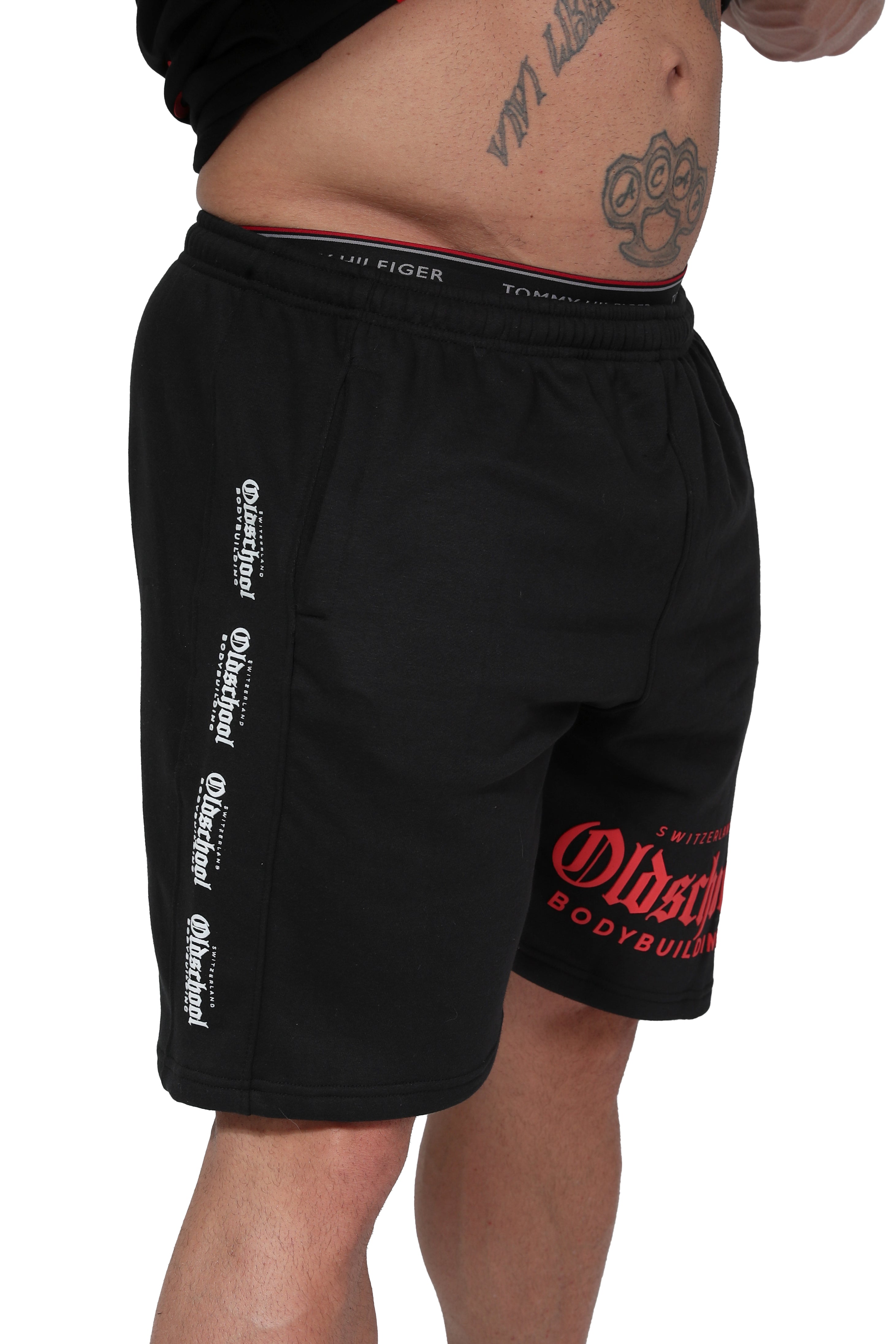 Alicante Oversize Shorts Schwarz/Weiss/Rot