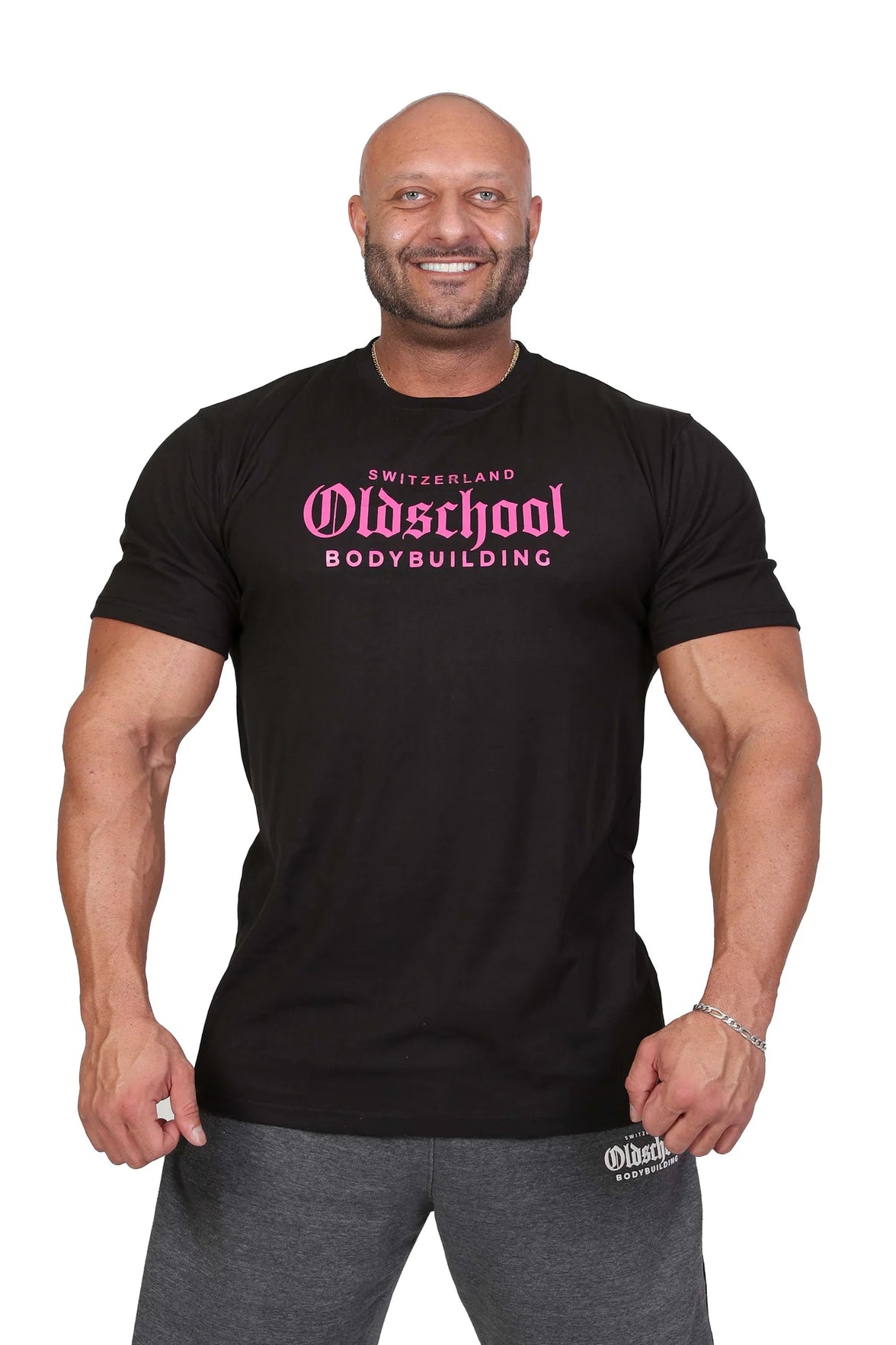 Oldschool Bodybuilding Switzerland Chinon Fitted Tee - Schwarz/Pink